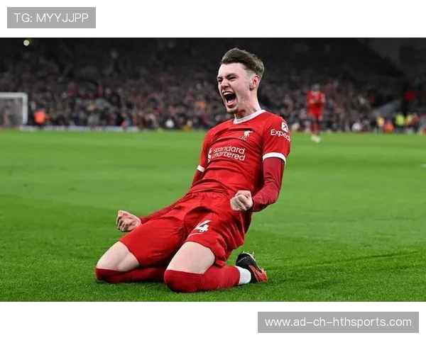 利物浦备战课上努涅斯高空争顶连续成功，克洛普称状态正在回暖