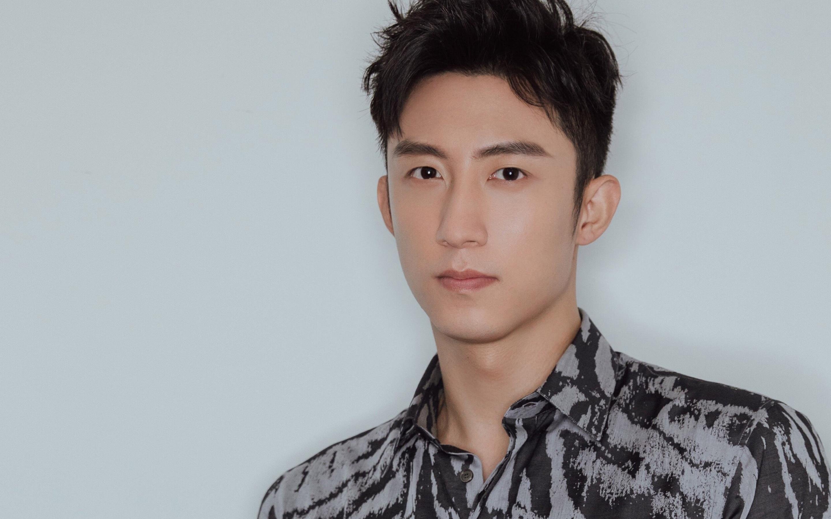 中国足球球员平均出场时间对比表,中国足球职业球员平均年薪