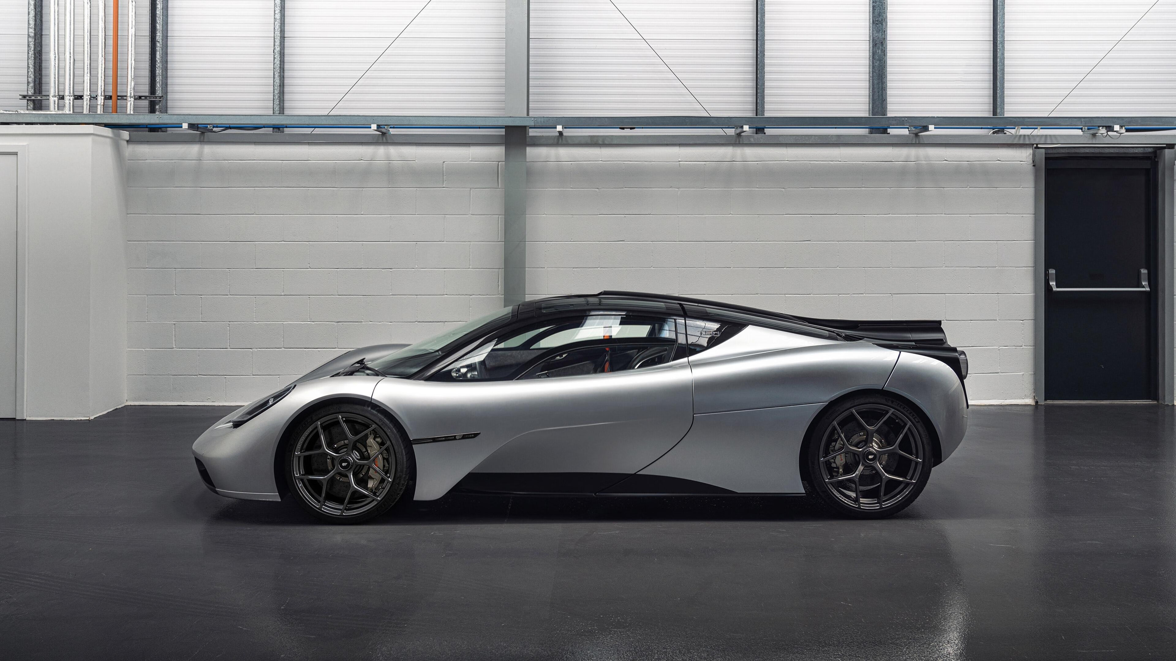 功夫运动员“惊天一击”教科书般完美！