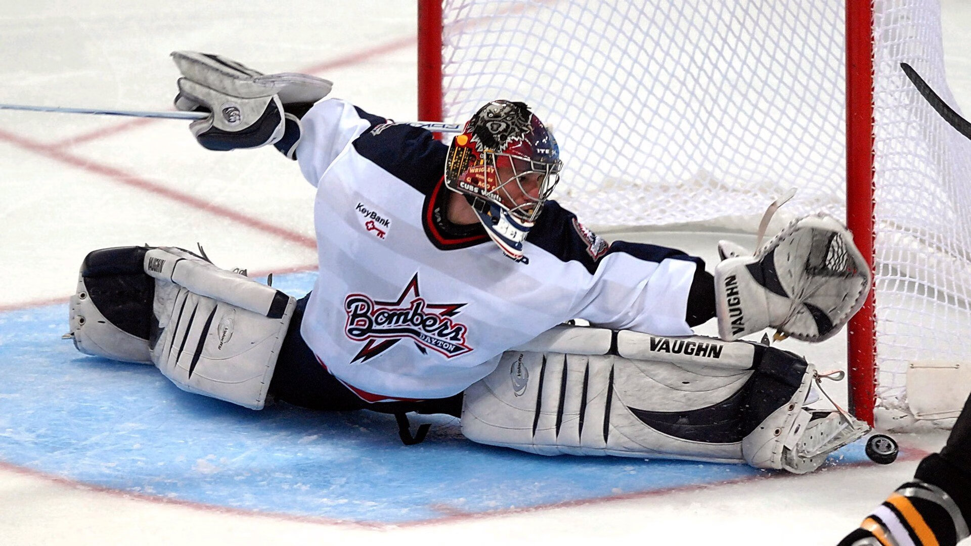 欧冠决赛：曼城VS利物浦 英超双雄海外再度演绎“蓝红大战”